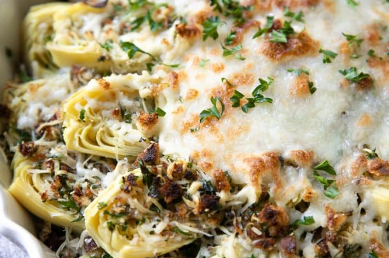 Canned Artichoke Hearts with Parmesan Breadcrumb Topping