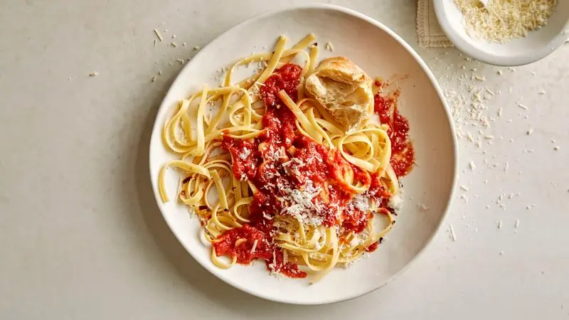 30 Minute Marinara with Toasted Garlic